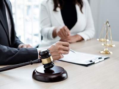 An employment lawyer is an expert in cases regarding labour law and disputes.